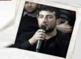 “Atatük resmi var, bacak üst üste atmayın”