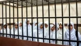 Ezherli kız öğrencilere 11 yıl hapis