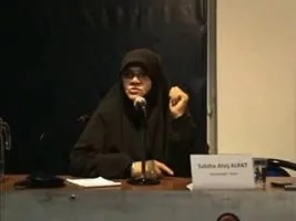 Müslüman hayatına Allah’ın boyasıyla renk vermeli