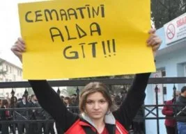 İzmirli velilerden “Mescit istemiyoruz” eylemi