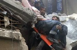 Suriye’de yine varil bombalı katliam