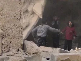 Halep’te 700 can enkaz altında