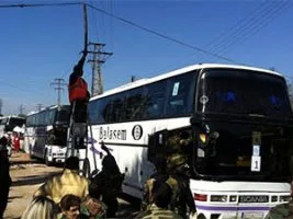 Humus’ta tahliye eilenlere rejimin gözaltı zulmü