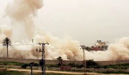 Mısır Ordusu yine Gazze tünellerini bombaladı