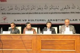 ‘İlk neslin mücadele örnekliği, yolumuzu aydınlatıyor’