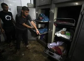 Siyonistler cami çıkışı füze yağdırdı: 18 şehid