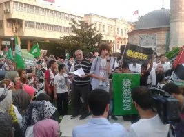 İzmirli Müslümanlardan Gazze’yle dayanışma eylemi