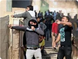 Filistinli gençler ayakta, Doğu Kudüs’te intifada provası