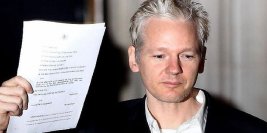 Assange'dan darbe giriiminin arkasndaki lkeler iddias