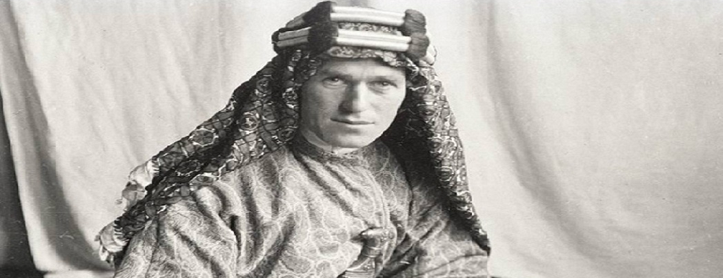 Lawrence Kudüs'te hem hoca hem haham kılığına girmiş