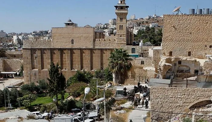 İşgal rejimi cami hoparlöründen ‘ezanı yasaklıyor’