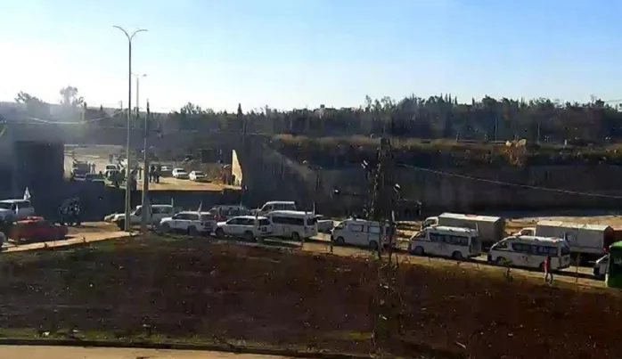 Halep’te tahliye konvoyuna saldırı, konvoy geri döndü