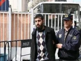 “El Kaide operasyonu” fos çıktı: Tutuklananlar mescid cemaati&nbsp;