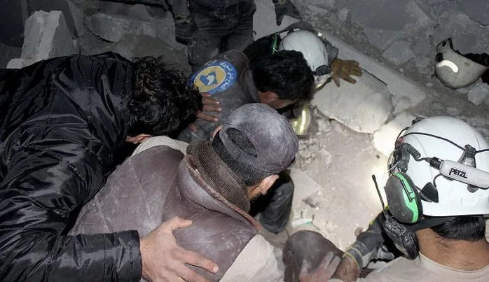 ABD jetleri Halep’te namaz esnasında cami bombaladı, tamamı sivil en az 70 müslümanı katletti