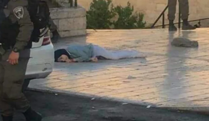 Siyonist işgal polisi, Mescid-i Aksa’nın avlusunda Filistinli bir genç kızı katletti