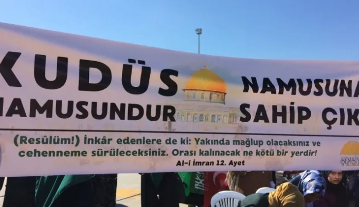 Yenikapı’da onbinler Kudüs için buluştu