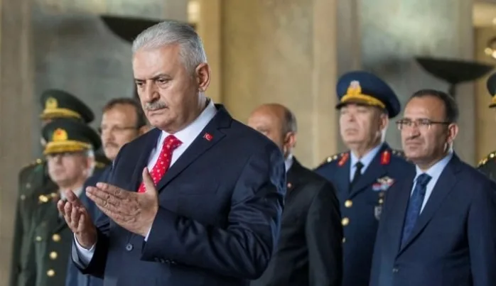 Merve Kavakçı Türkiye’deki değişimi özetledi: Tutucu laiklikten Anglo-Sakson laikliğe geçiş