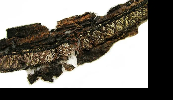 Viking mezarlarında üzerinde “Allah” ve “Ali” yazan kumaşlar bulundu