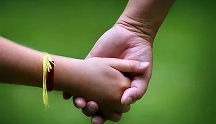Koruyucu aile olmak bir çocuğun hayatını değiştirebilir