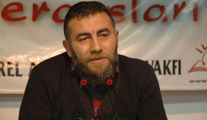 Ulucak: Anne-babalar çocuklarına kariyer planlaması değil, Ahiret planlaması yapmalı (HABER-VİDEO)