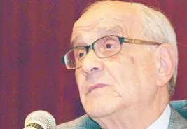 Ulusalcı bunaktan&nbsp;başörtülülere “karafatma” hakareti