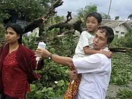 Burma’da&nbsp;fatura büyüyor: Ölü sayısı 100 bin