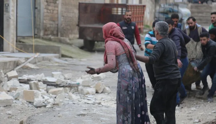 Katil Esed rejimi ve işgalci Rusya İdlib’de yoğun saldırılar ile katliamlarını sürdürüyor