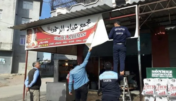 İstanbul’da “Arapça tabelalara Türkçe standardı” dayatması