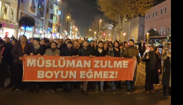 Fatih’te Mısır cezaevlerindeki zulme dikkati çekmek için yürüyüş yapıldı