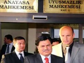 Karar, uçuk senaryolara dayandırılmış