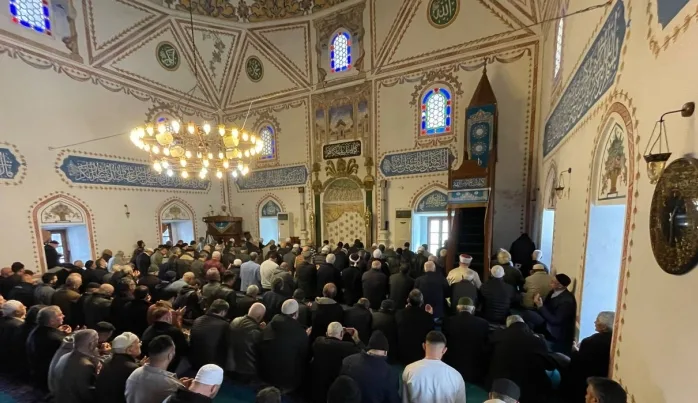 Mabede hapsedilmiş bir İslam
