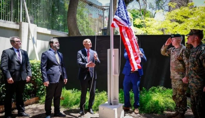 Alın size “Özgür Suriye”