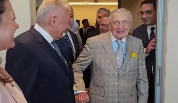 Kürt Kadınının İffeti, Karun Şımarıklık ve Edepsizliği