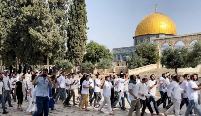 Bir haftada 1.128 Yahudi yerleşimci Mescid-i Aksa’ya baskın düzenledi