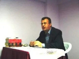 “Muhafazakârlıkla Kemalizm arasında&nbsp;temelde fark yok”