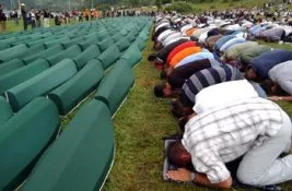 <FONT face=Georgia size=4>Srebrenitsa katliamı: Batı’nın vahşet ve ikiyüzlüğü&nbsp;</FONT>