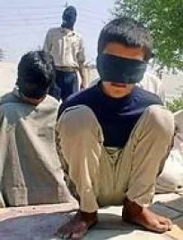 <FONT face=Georgia size=4>Iraklı çocuklara “Guantanamo”&nbsp;zulmü</FONT>