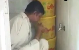 Pakistanlı Müslümandan kulluk dersi (Video)