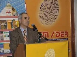 Hayri Kırbaşoğlu: “Ilımlı İslam”, dine karşı din projesidir