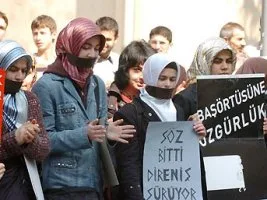 Başörtüsü yasağıyla ilgili düzenleme&nbsp;“Karunlar Kulübü” TÜSİAD’ı kudurttu&nbsp;
