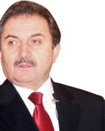 Namık Kemal Zeybek’ten dayatmacı güruha anlamlı cevap