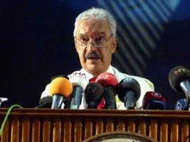 <FONT face=Georgia size=4>Alın size “bilim adamı”: Başörtülülere hak ettikleri notu vermeyiz&nbsp; </FONT>