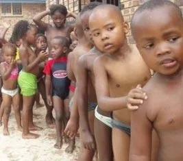 Afrikalı yüzlerce çocuk, İngiltere’deki “modern köle pazarı”nda
