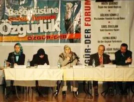 Başörtüsü Forumu’ndan çarpıcı mesajlar