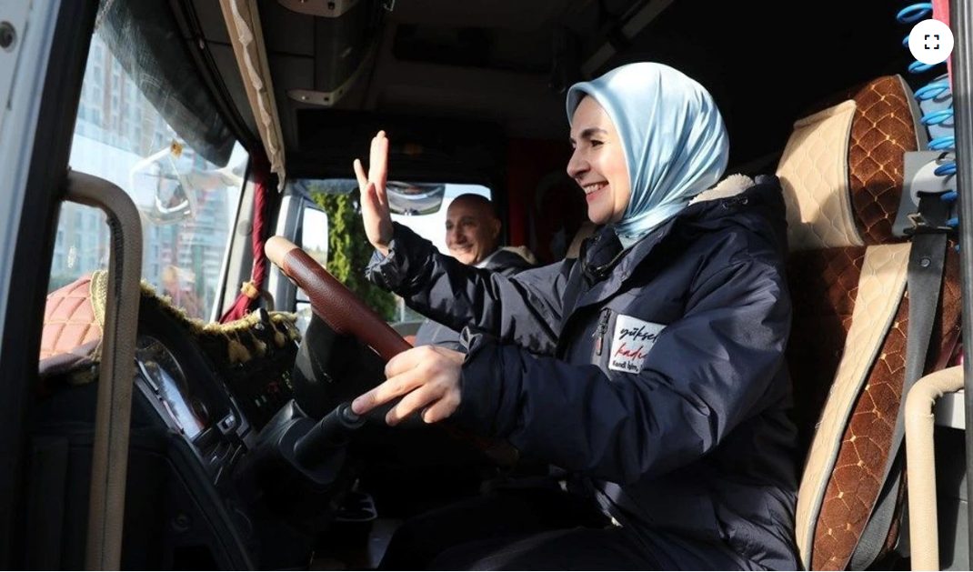 Aile yakanı